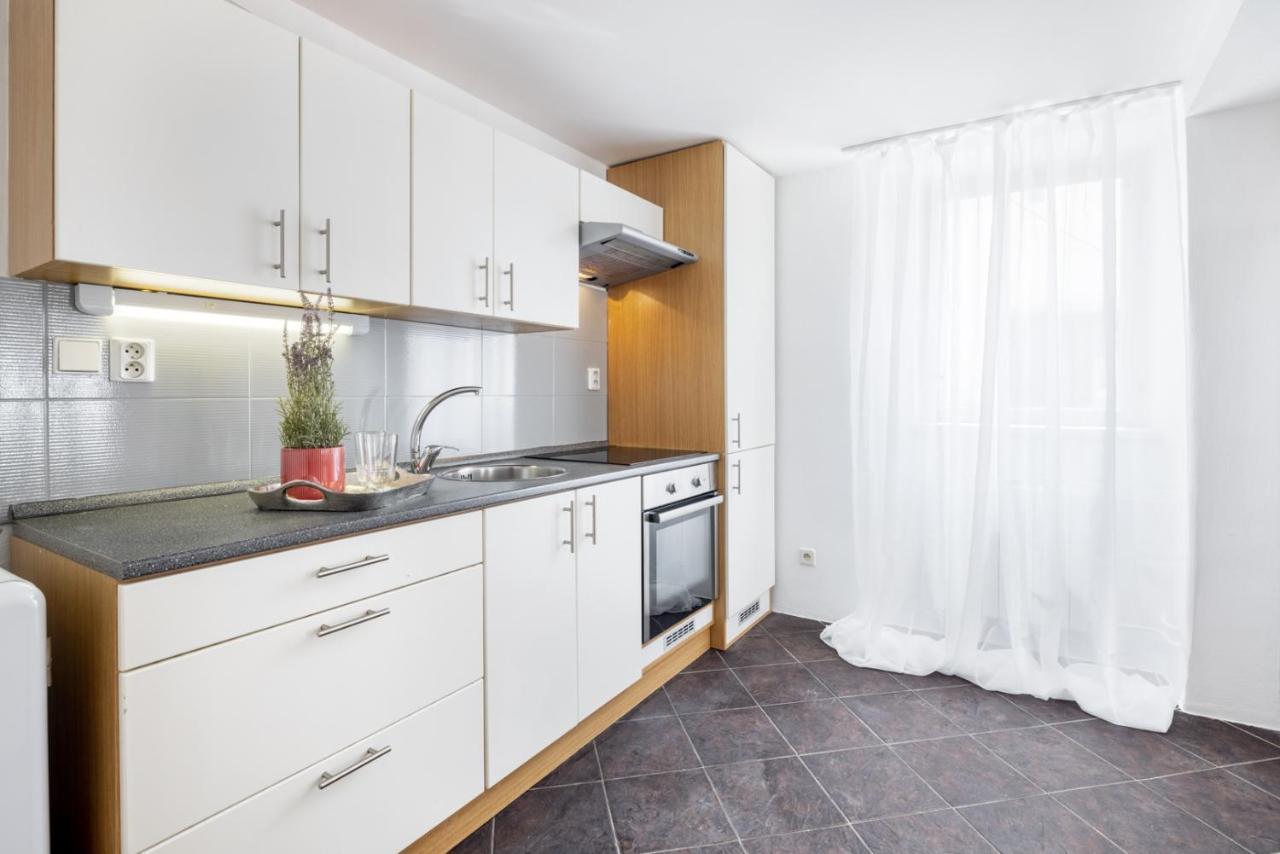 Wine & Bike City Tower Apartments Znojmo Exterior foto